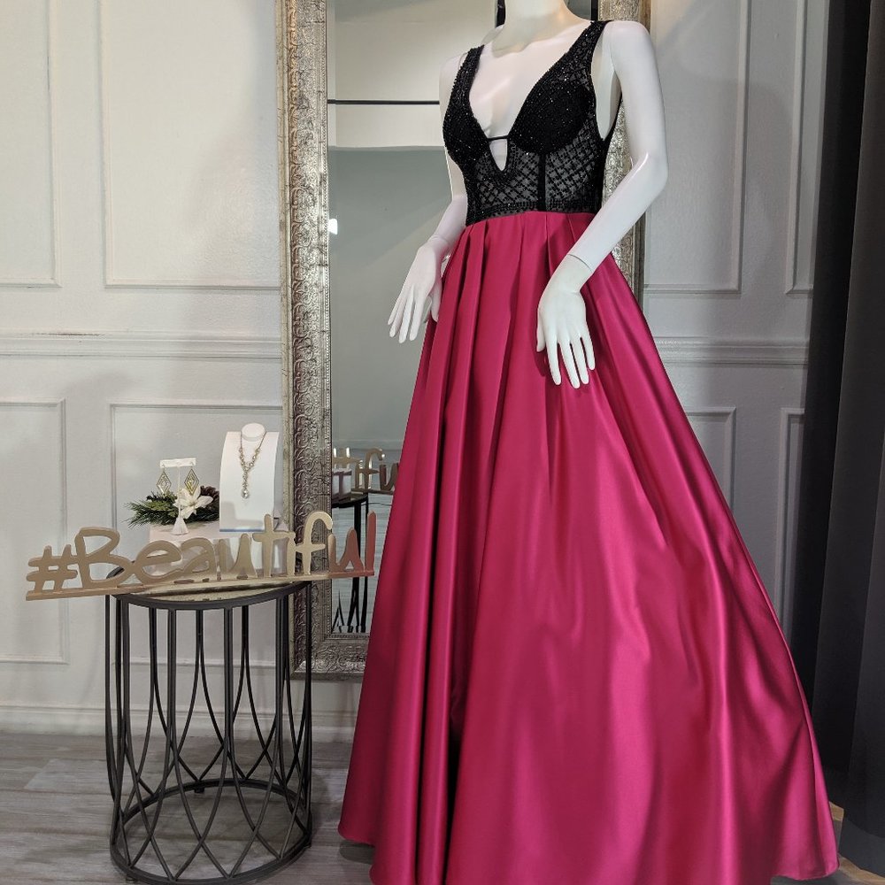 Fuchsia and Black Formal Evening Prom Dress Gown - Picture 1 of 4